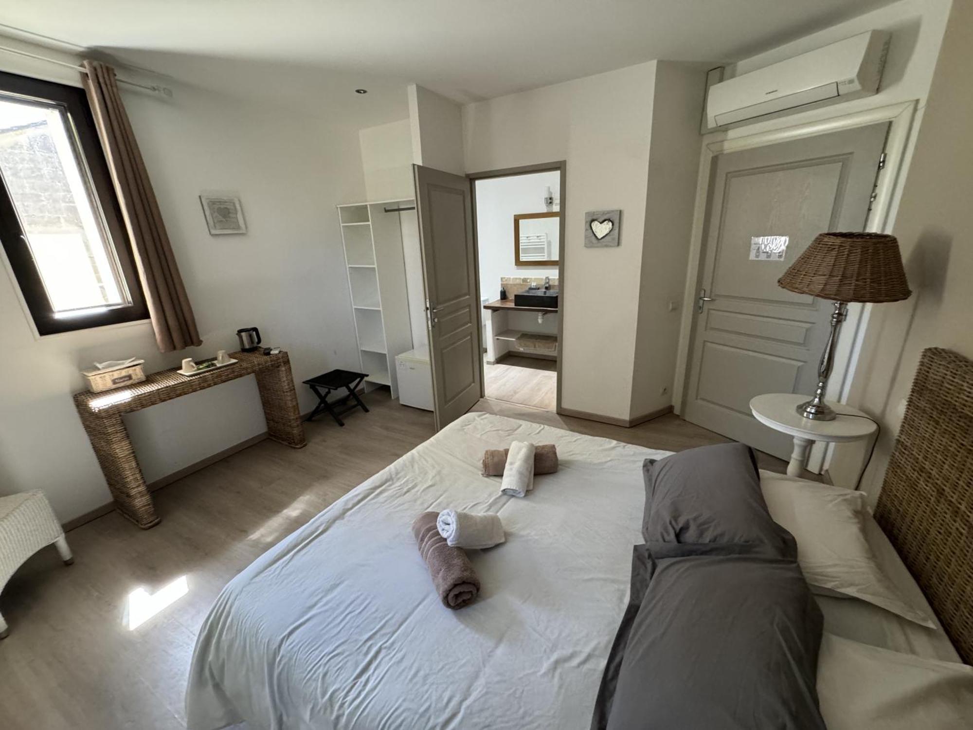 B&B Maison d'hôte Mas d'Eymard Arles Quarto foto